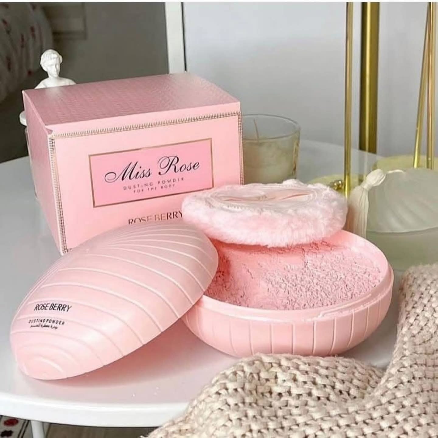 بودره معطره للجسم من روز بيري